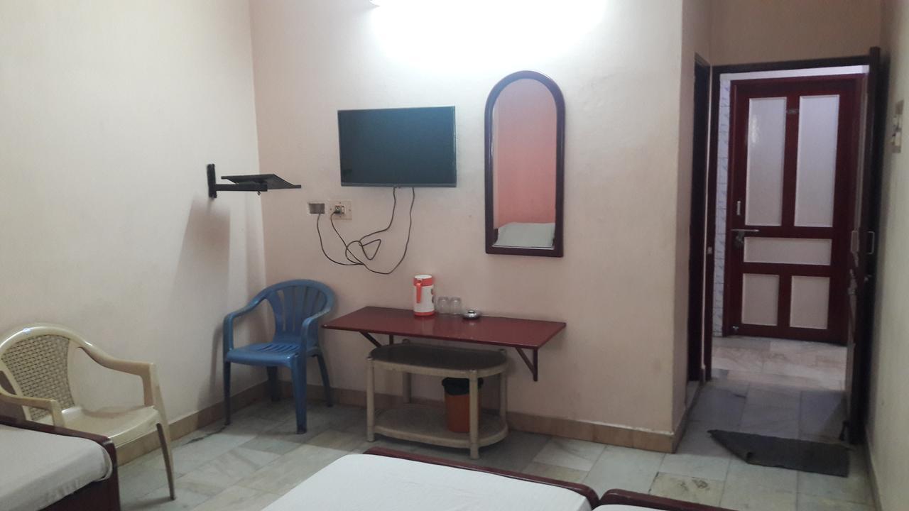 Raamlaxmi Guest House Madras Zewnętrze zdjęcie